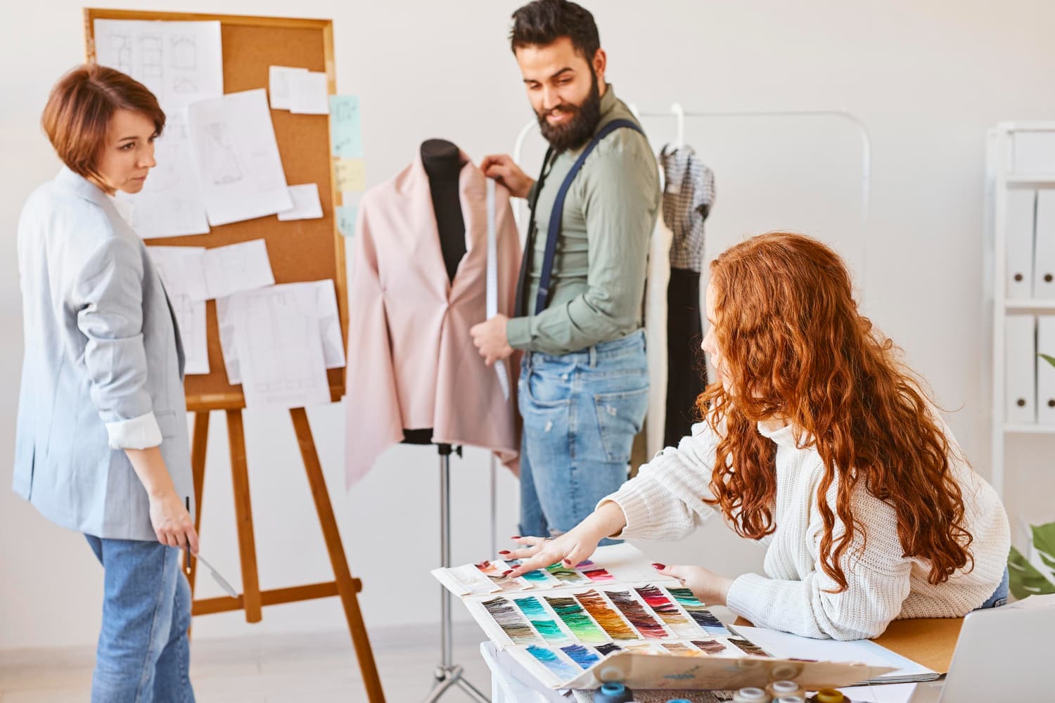 AI outfit creator building coordinated looks from clothing and accessories