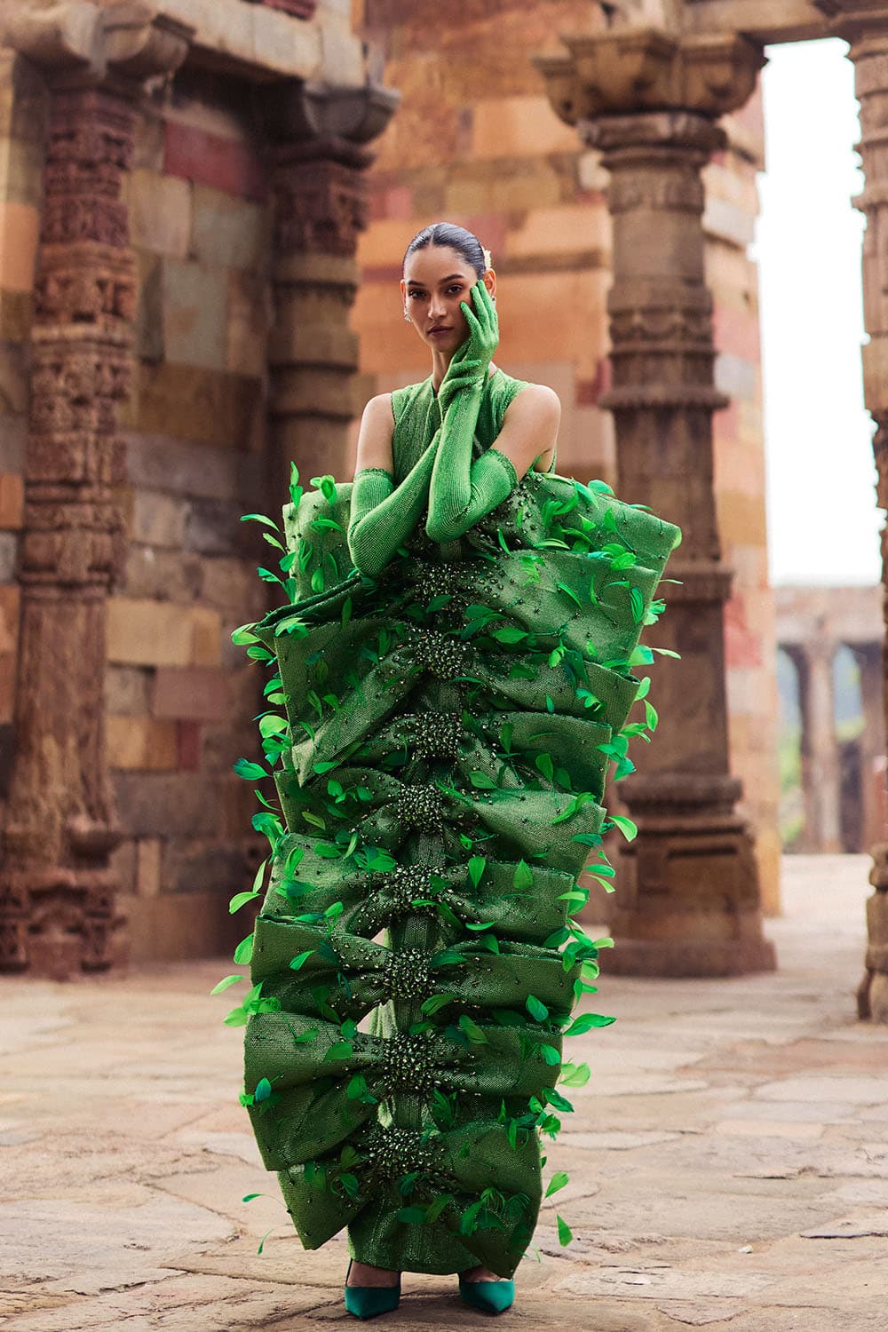 Sateyi Green Bow Dress — gallery 1