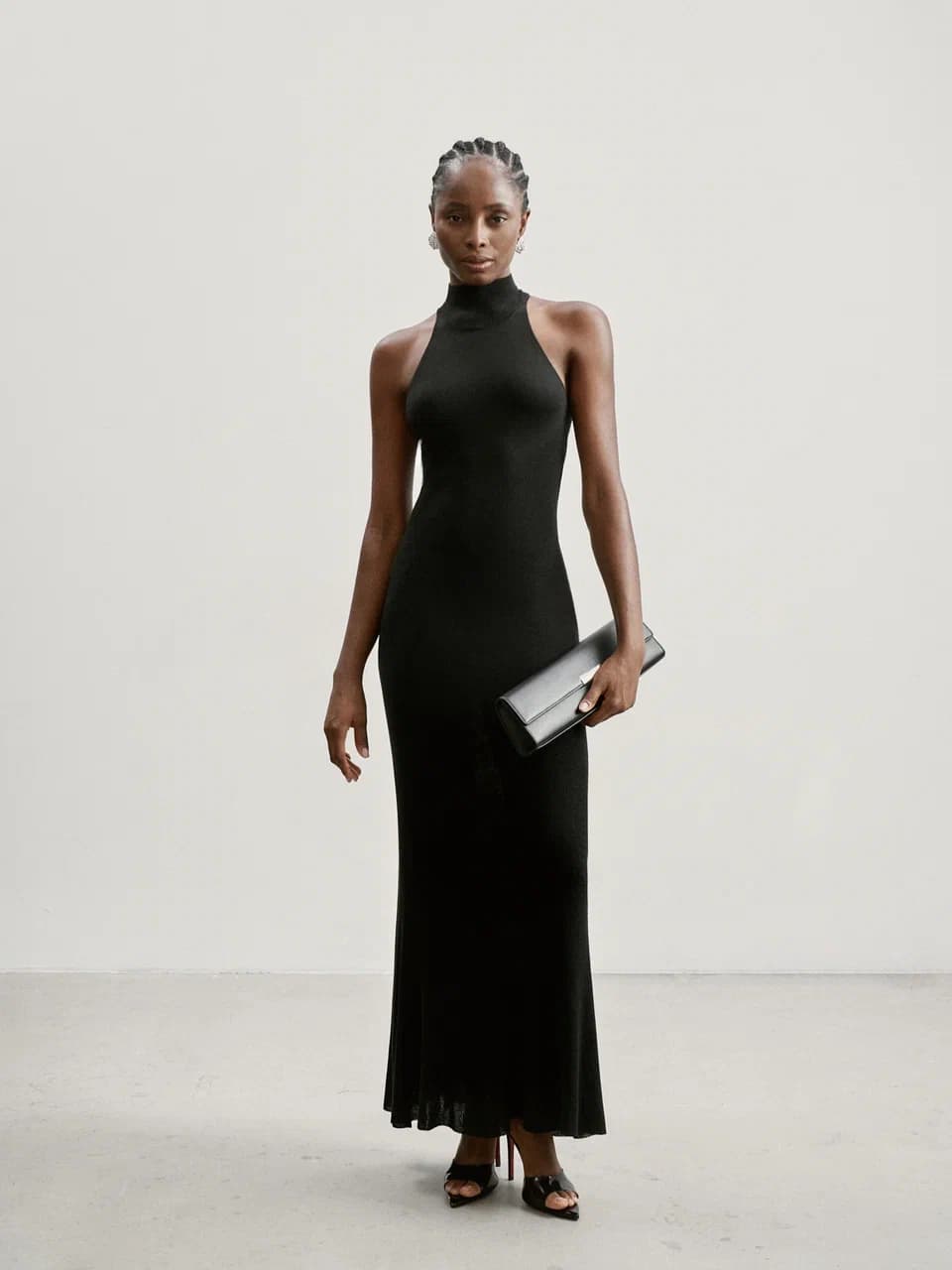 ESSENTIAL open-back dress — primary look