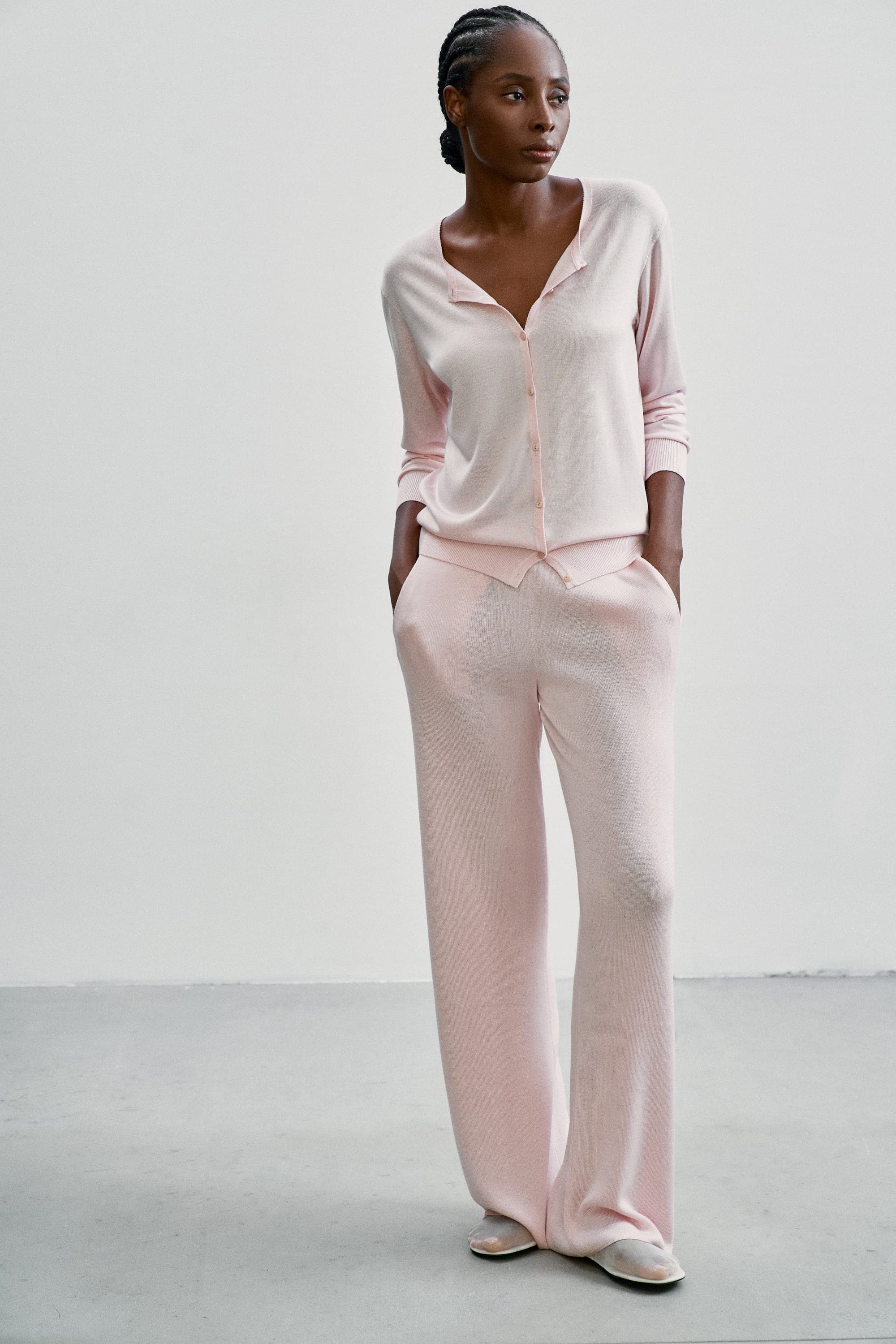ESSENTIAL cardigan