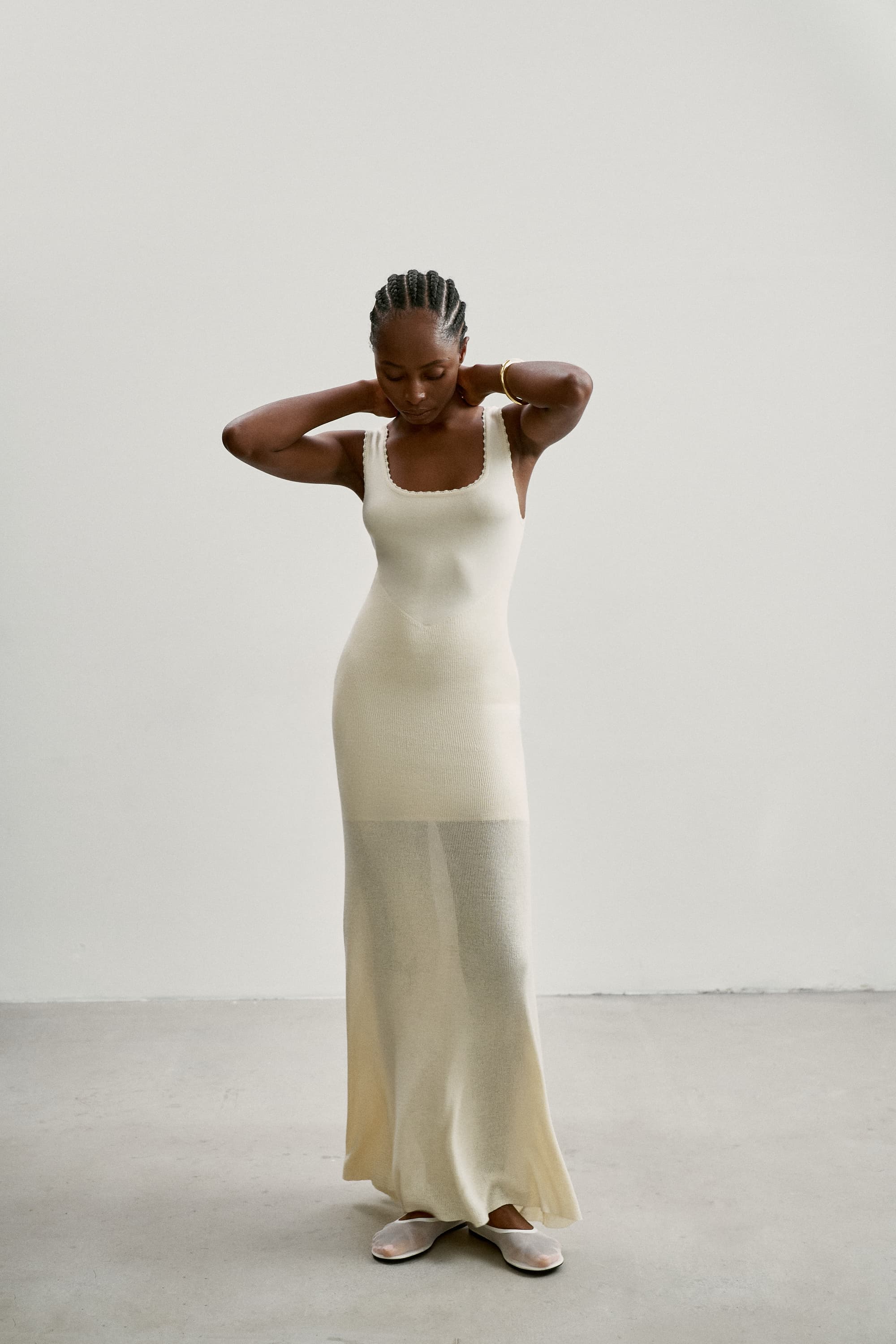 ESSENTIAL dress — gallery 1