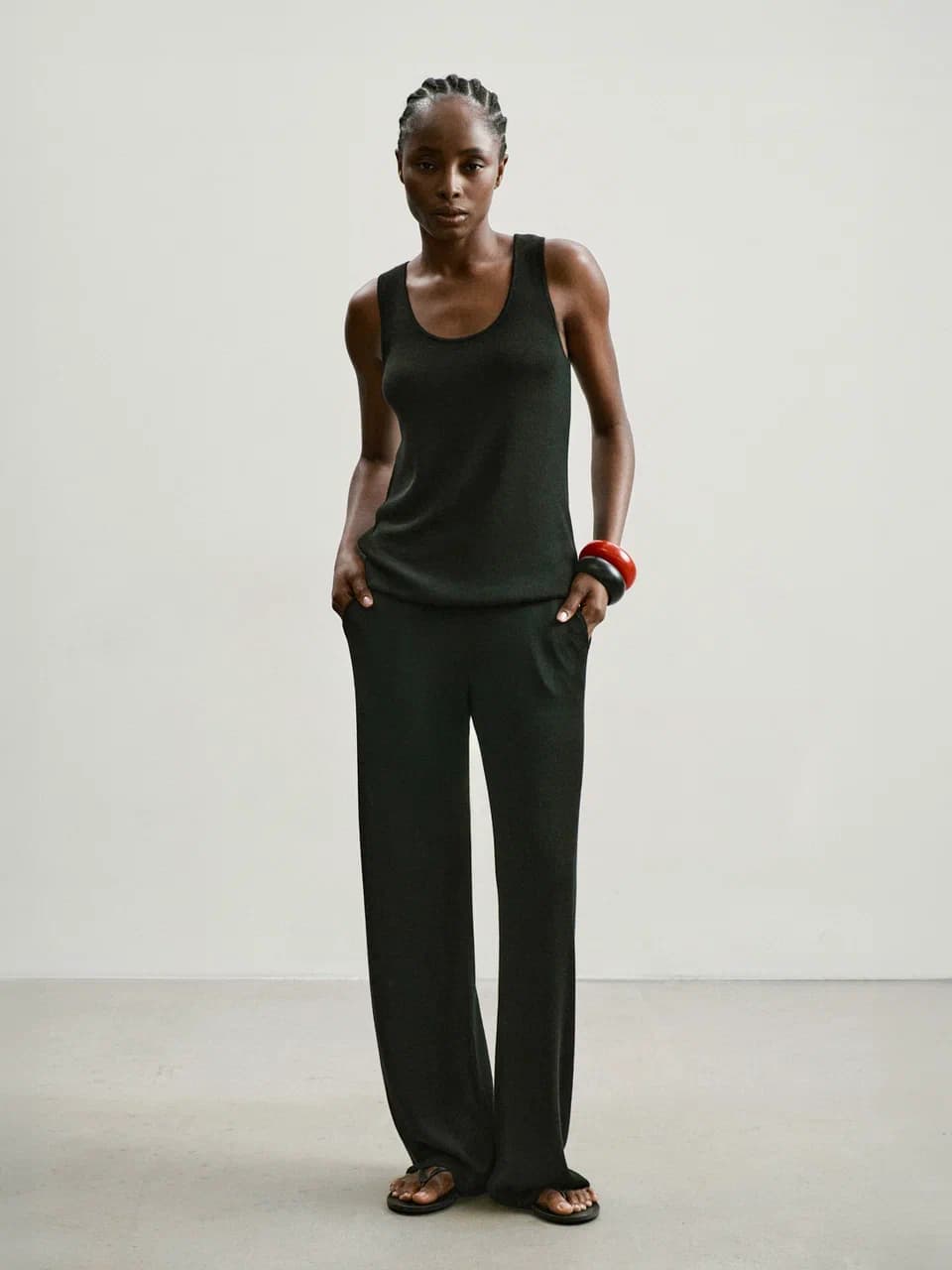 ESSENTIAL top